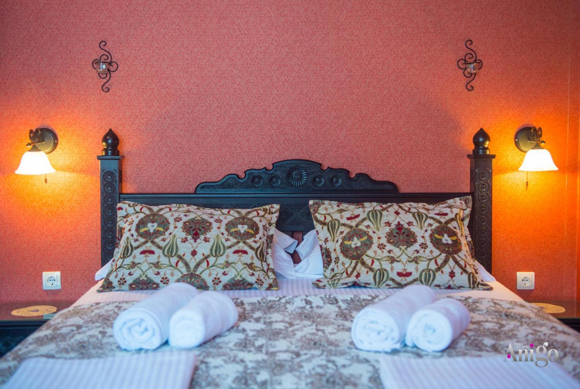 Apartments And Rooms Villa Sulejman โมสตาร์ ภายนอก รูปภาพ