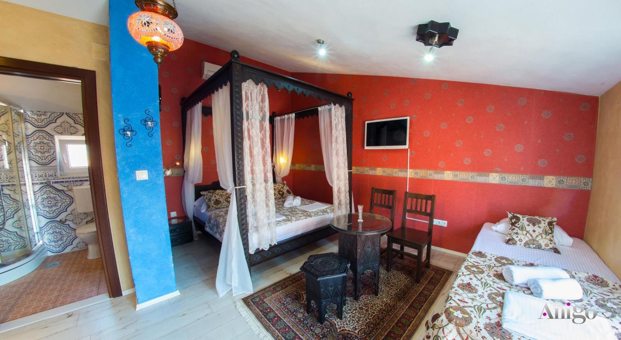 Apartments And Rooms Villa Sulejman โมสตาร์ ภายนอก รูปภาพ