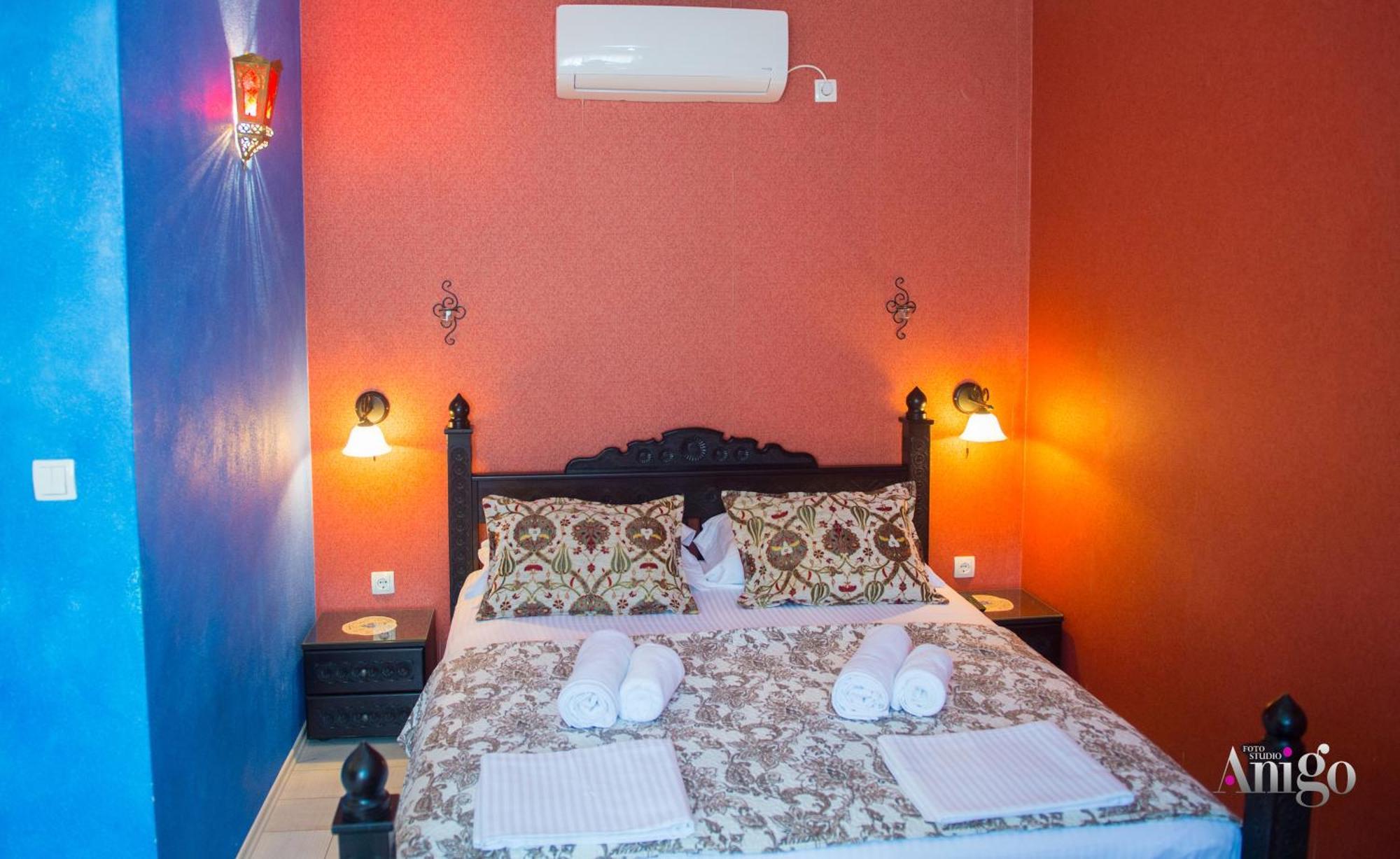 Apartments And Rooms Villa Sulejman โมสตาร์ ภายนอก รูปภาพ