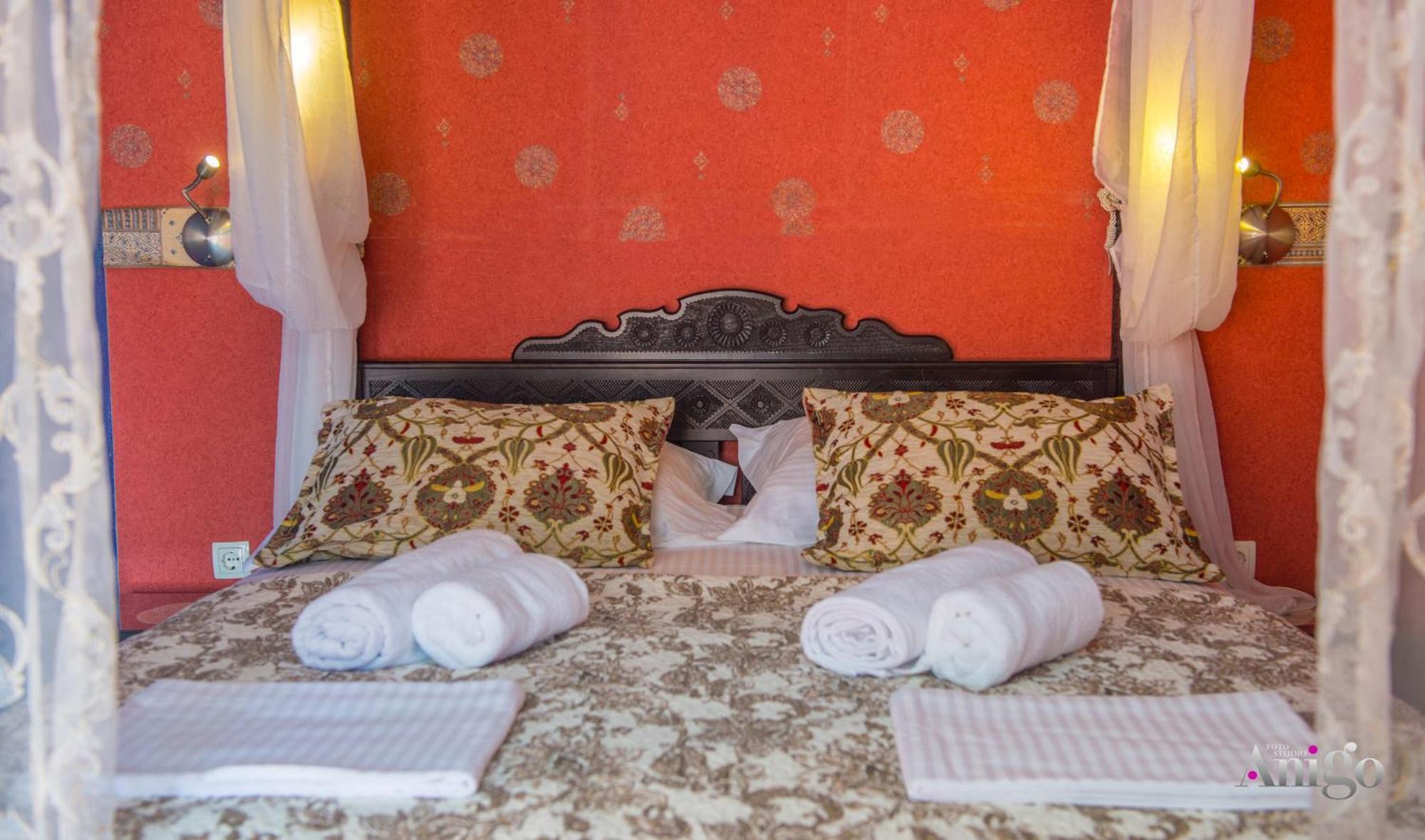 Apartments And Rooms Villa Sulejman โมสตาร์ ภายนอก รูปภาพ